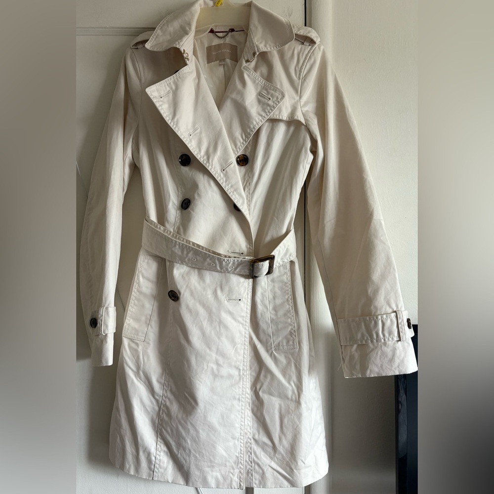 Banana Republic Cream Double-Breasted Trench Coat - Picture 3 of 9